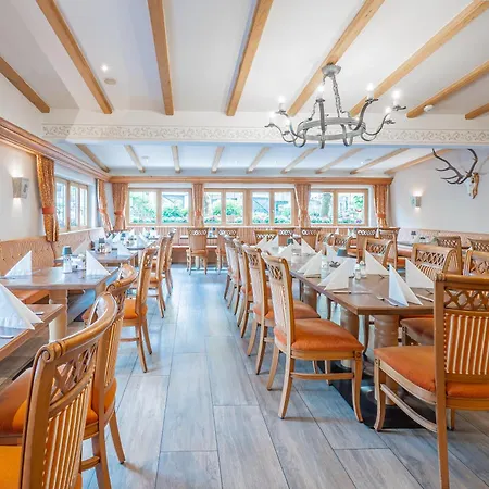 Roesslwirt Otel Kirchberg in Tirol