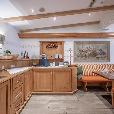 Roesslwirt Κίρχμπεργκ ιν Τιρόλ