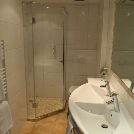 Roesslwirt Szálloda 4*